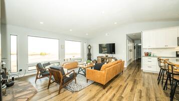 Smart TV, fireplace, foosball, table tennis