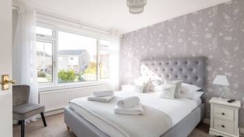 2 Schlafzimmer, Bügeleisen/Bügelbrett, kostenloses WLAN, Bettwäsche