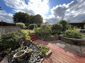 Property grounds - Golf Retreat, St Andrews -  a house that sleeps 6 guests  in 3 bedrooms (St Andrews)