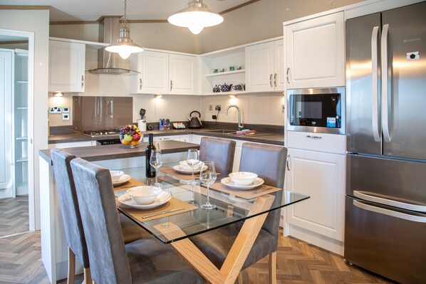 Fridge, microwave, oven, dishwasher