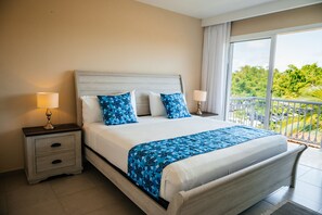3 bedrooms, in-room safe, iron/ironing board, free WiFi