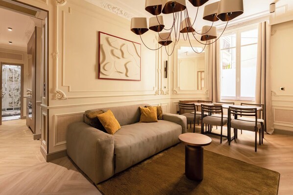 Living area - Luxury Suite - Champs Elysees - Wagram (Paris)