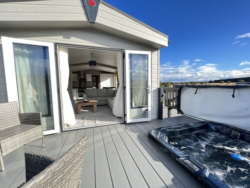Stewarts Resort Lodge 1  -  a lodge that sleeps 4 guests near St Andrews