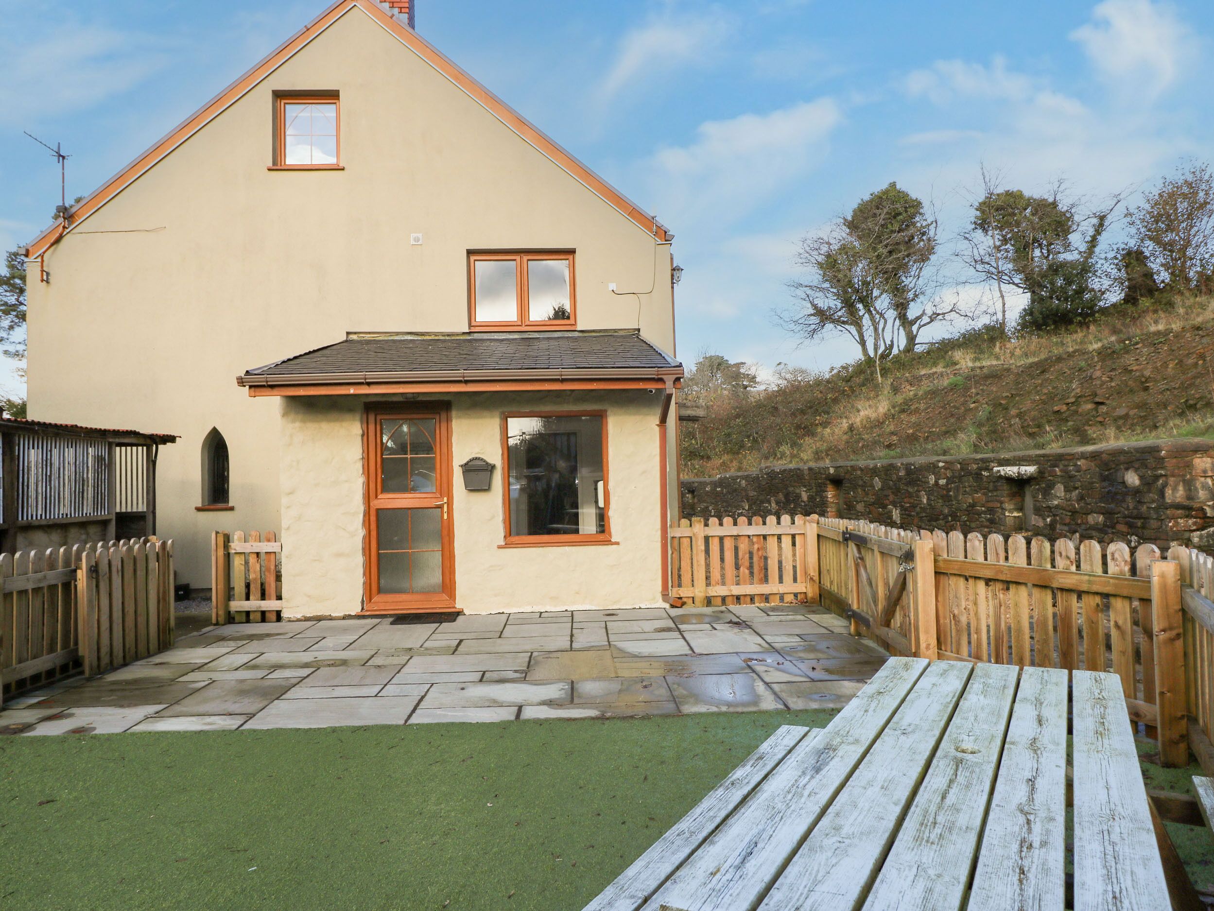 Cottage | Exterior