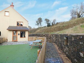 Cottage | Dining - Nant Moel Isaf Farm (Swansea)