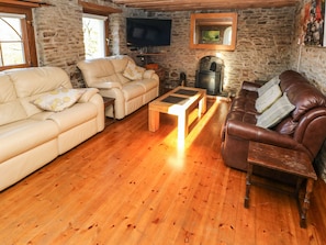 Cottage | Interior - Nant Moel Isaf Farm (Swansea)