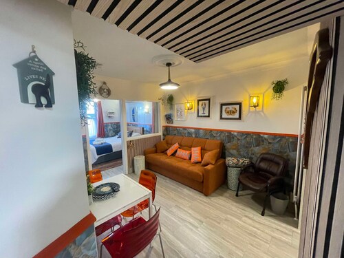 "The Nautical" Pet Friendly Seafront Apartment