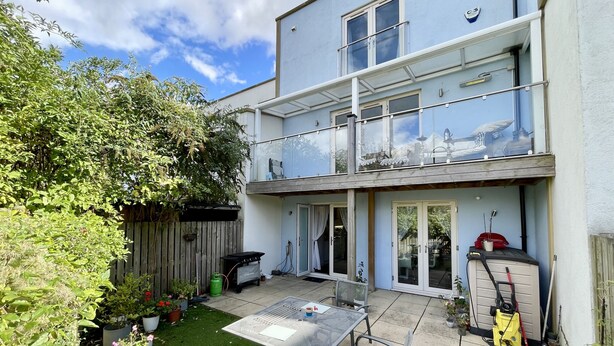 Superior House, Private Bathroom | Garden - Large Family Home With Stunning City Views (Bristol)
