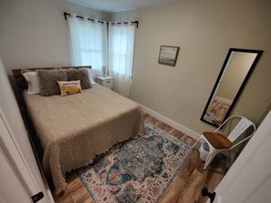 3 Schlafzimmer, Schreibtisch, Bügeleisen/Bügelbrett, kostenloses WLAN