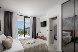 6 bedrooms, iron/ironing board, WiFi, bed sheets - Luxury Villa Arya-77sqm heated pool, hot tub,sauna (Bajagic)