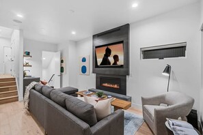 TV, fireplace, stereo, offices