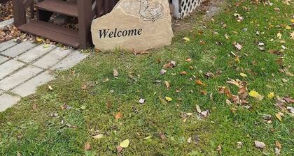 Sharon's Run Lodge is a cozy 3 bedroom/2 bath in the heart of Elk county.
