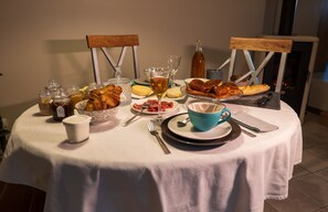 Desayuno continental incluido todos los días