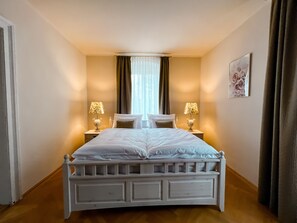 Panoraamasviitti | Pillowtop-patjalliset sängyt, yksilöllisesti sisustettu
