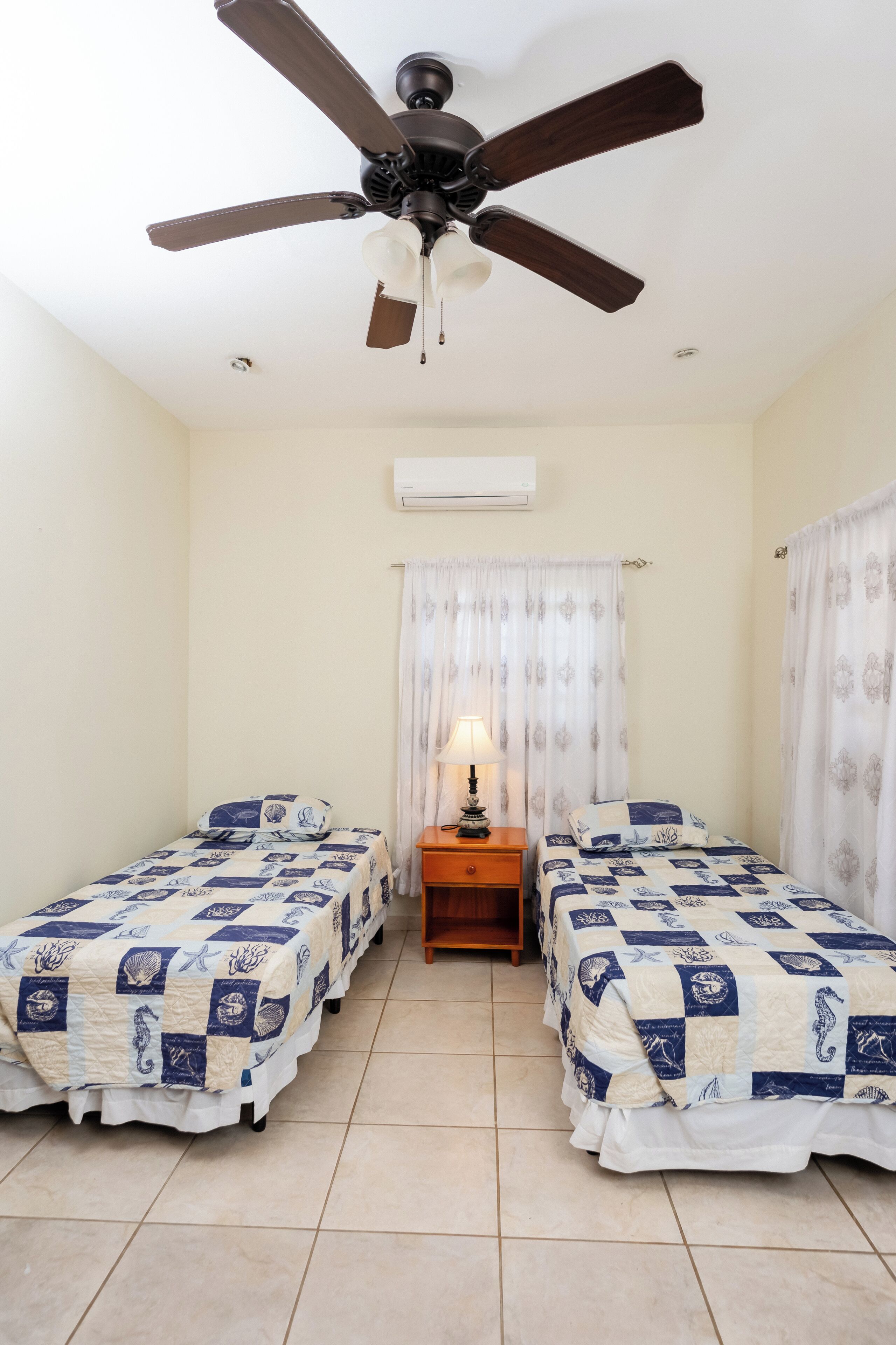 6 Schlafzimmer, WLAN