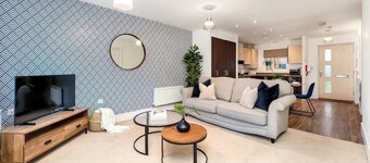 Berkley House Summary