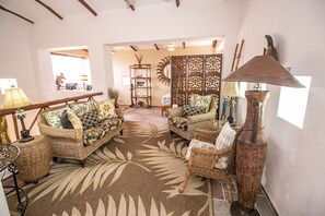 Interior - Private Resort with Amazing Pool and Gardens (San Miguel de Cozumel)