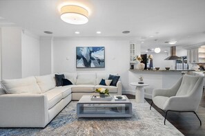 House (4 Bedrooms) | Floor plan