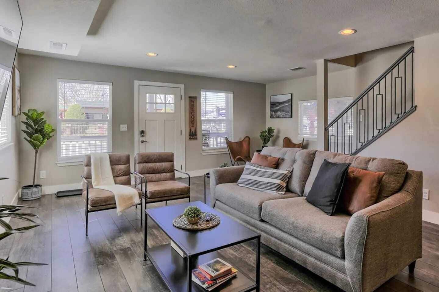 2 Units | Firepit & Large Backyard!