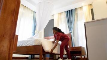 Memory foam beds, individually decorated, individually furnished, desk