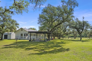Property grounds - *Amazing Views* 9 Acres*Outdoor Games*Wineries & Waterpark* (Sheridan)