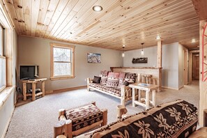 Smart TV, fireplace, table football