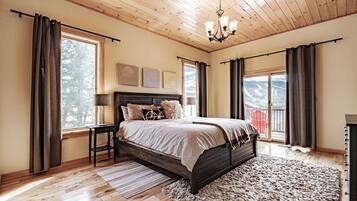 5 bedrooms, WiFi, bed sheets
