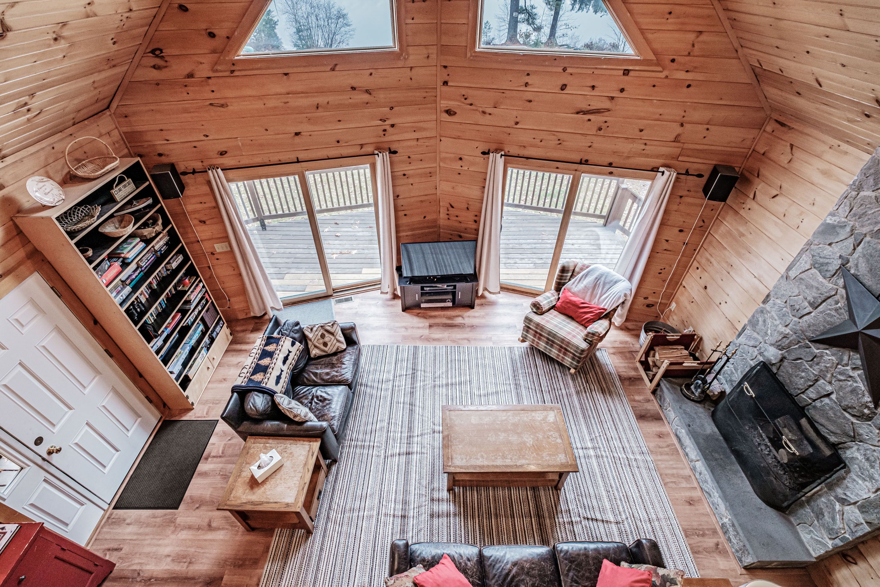 Smart TV, fireplace, video games, DVD player