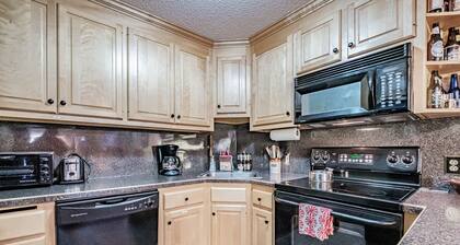 On Mountain two bedroom unit sleeping 6