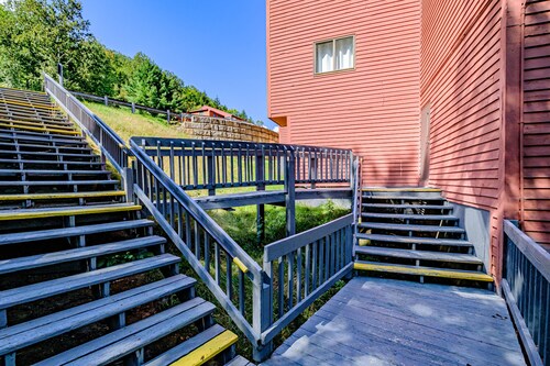 On Mountain two bedroom unit sleeping 6