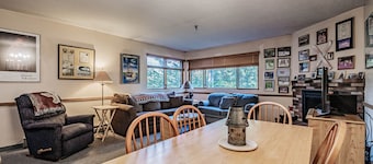 On Mountain two bedroom unit sleeping 8