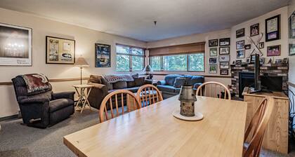 On Mountain two bedroom unit sleeping 8
