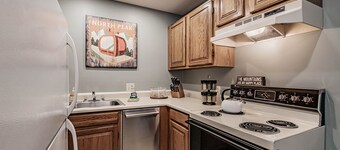 On Mountain two bedroom unit sleeping 8