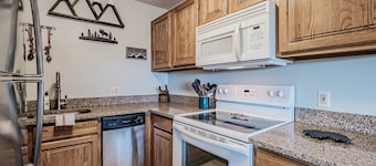 On Mountain two bedroom unit sleeping 8
