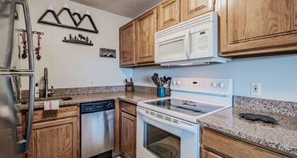 On Mountain two bedroom unit sleeping 8