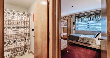 North Peak Condo 2-104
