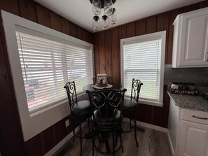 Dining - Sweet Retreat, Located on 500 acre all sports Long Lake in Hale, Michigan (Hale)