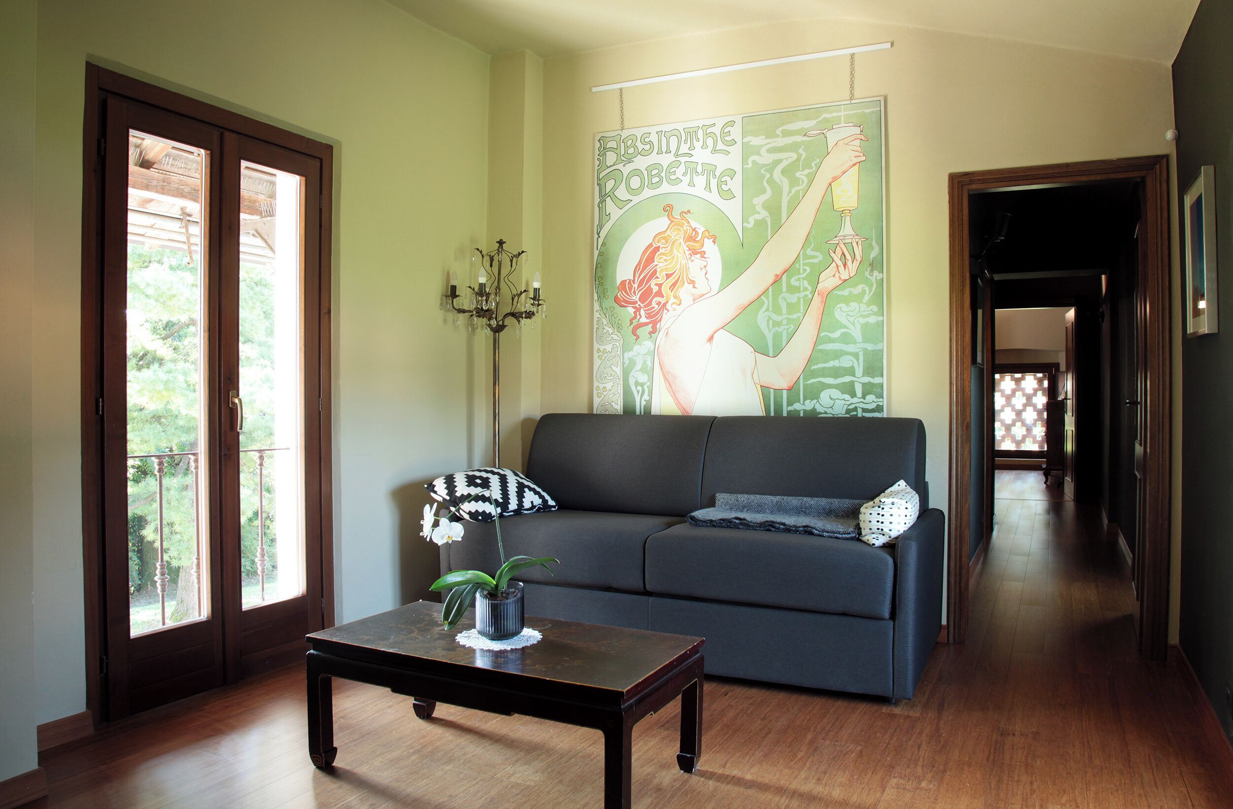 Smart TV, books, printers