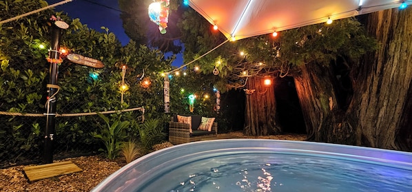 Bain à remous extérieur