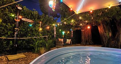 Villa Lucini 1886 "La Dolcevita," Cottage 1. Near Lake Como & Milan.