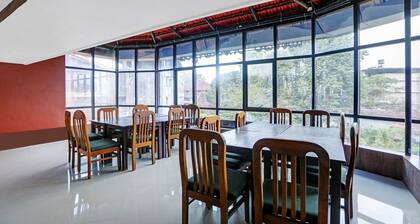 Itsy Hotels Regalia Grand, 500 Mtrs From Madikeri Fort
