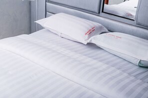 高級寢具、記憶棉床墊、獨特設計、獨特裝修