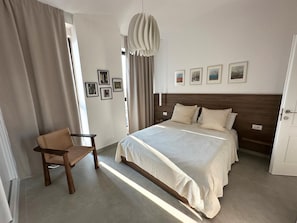 2 多间卧室、熨斗/熨衣板、免费 WiFi、床单