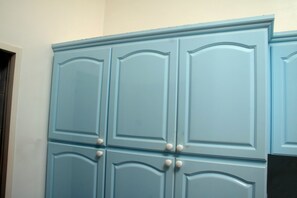 Full-sized fridge, microwave, oven, electric kettle - Michelin Apartments (St. Lawrence Gap)