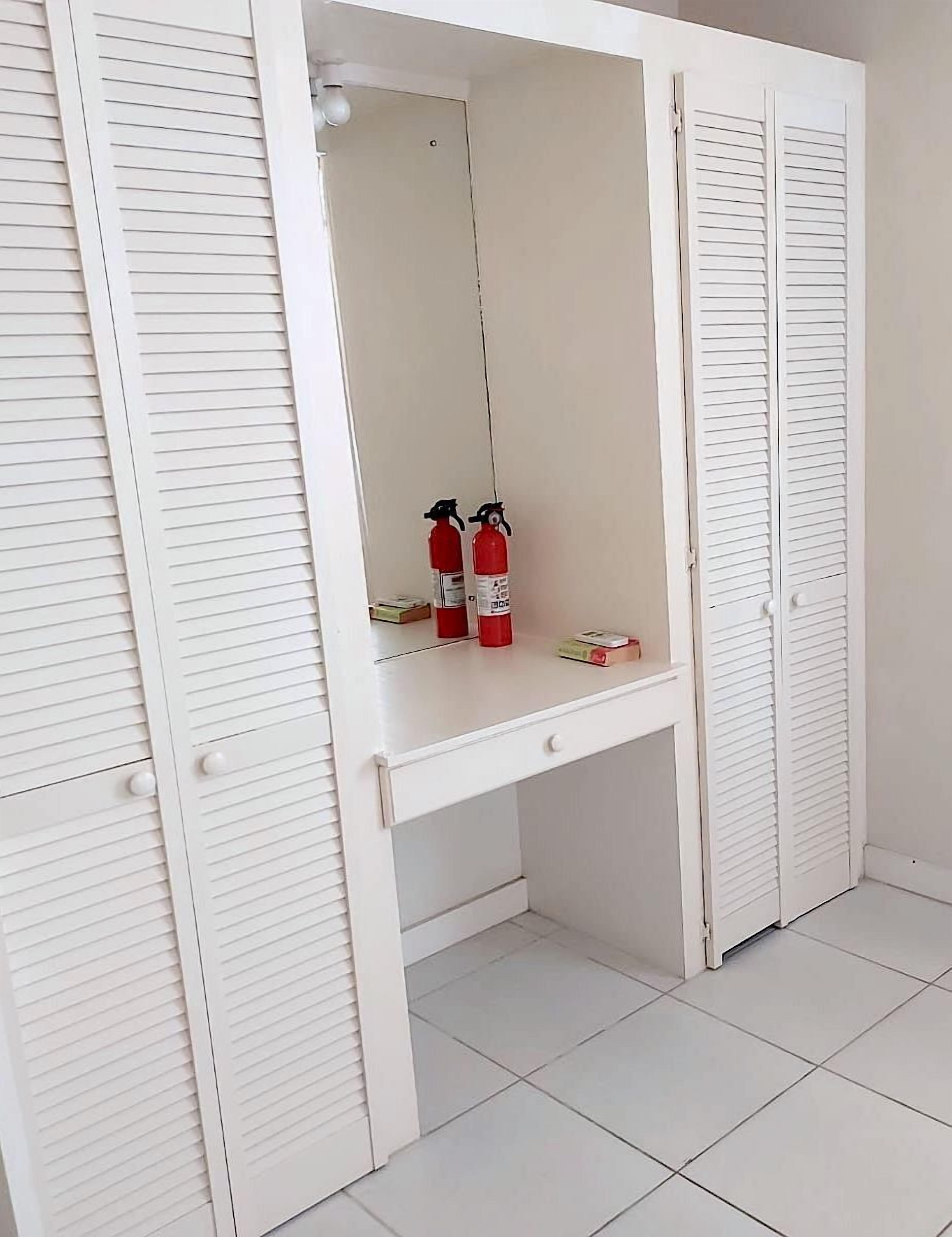 Desk, iron/ironing board, WiFi (free), bed sheets