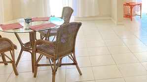 In-room dining - Hilltop Apartments (Oistins)