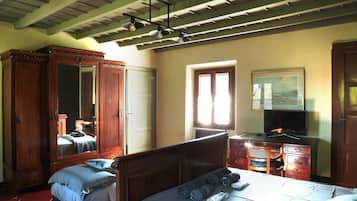 1 chambre, coffres-forts dans les chambres, bureau