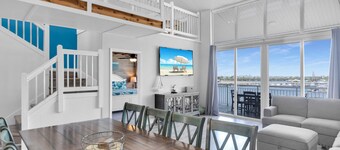Waterfront Dock Pool Pet Friendly Near Duval St