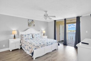2 bedrooms, iron/ironing board, travel cot, WiFi