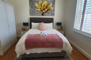 3 Schlafzimmer, Bügeleisen/Bügelbrett, WLAN, Bettwäsche